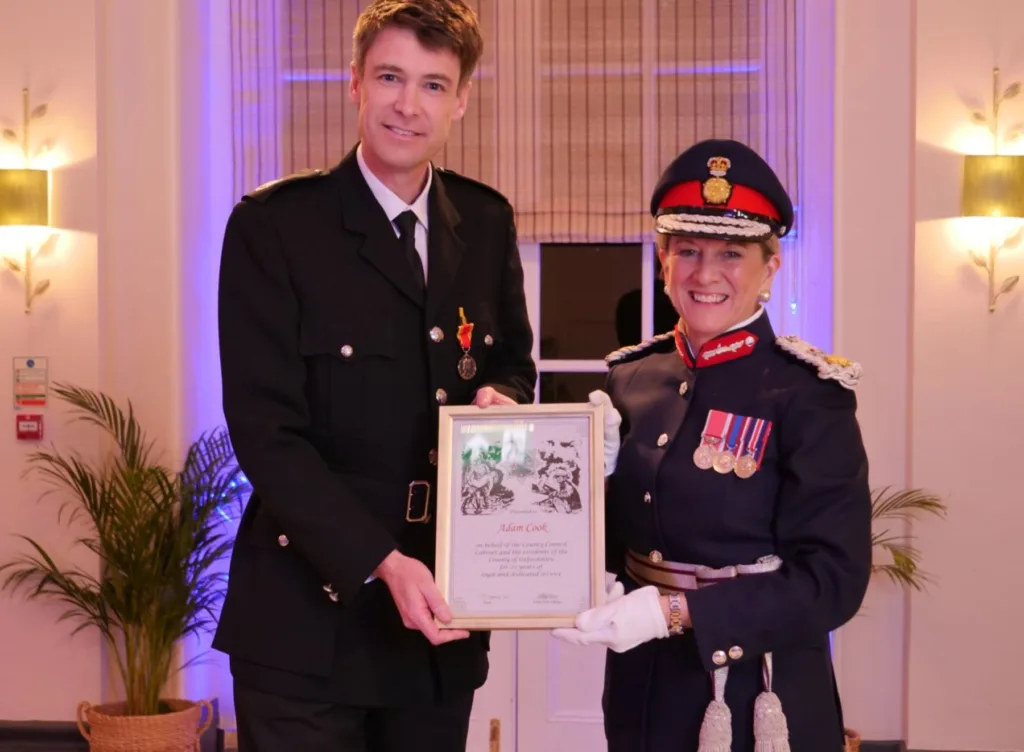 Oxfordshire firefighters honoured for 410 years of combined service at Blenheim Palace