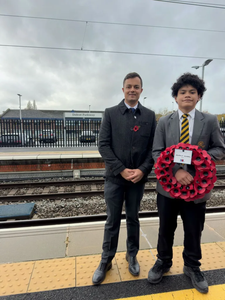 Aureus student honours Armed Forces in ‘Poppies to Paddington’ tribute