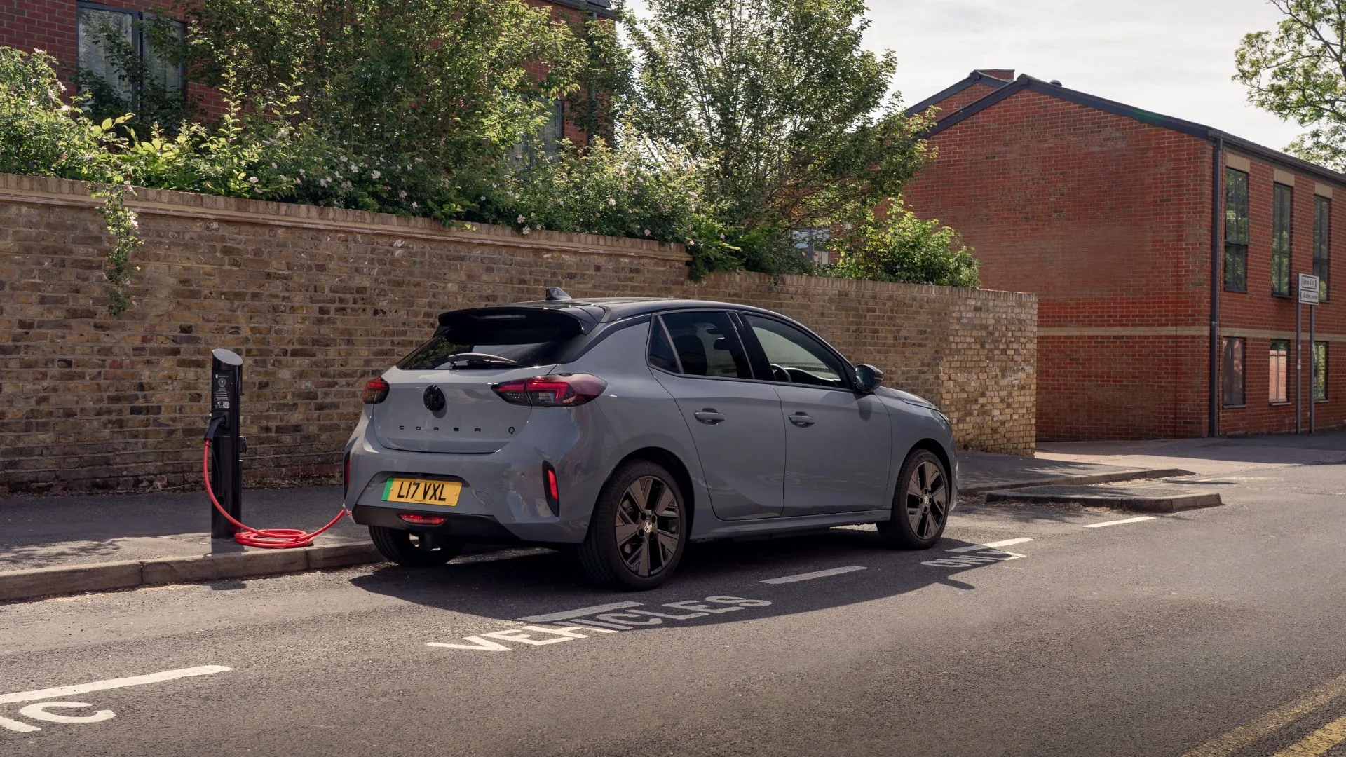 Connected Kerb Electric Vehicle Charger