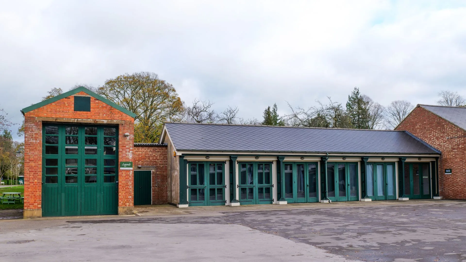 Escapade sets up HQ at Bicester Motion in major step for Motorsport Valley