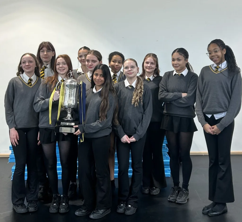 Former Oxford United FC player brings Milk Cup trophy to Aureus School