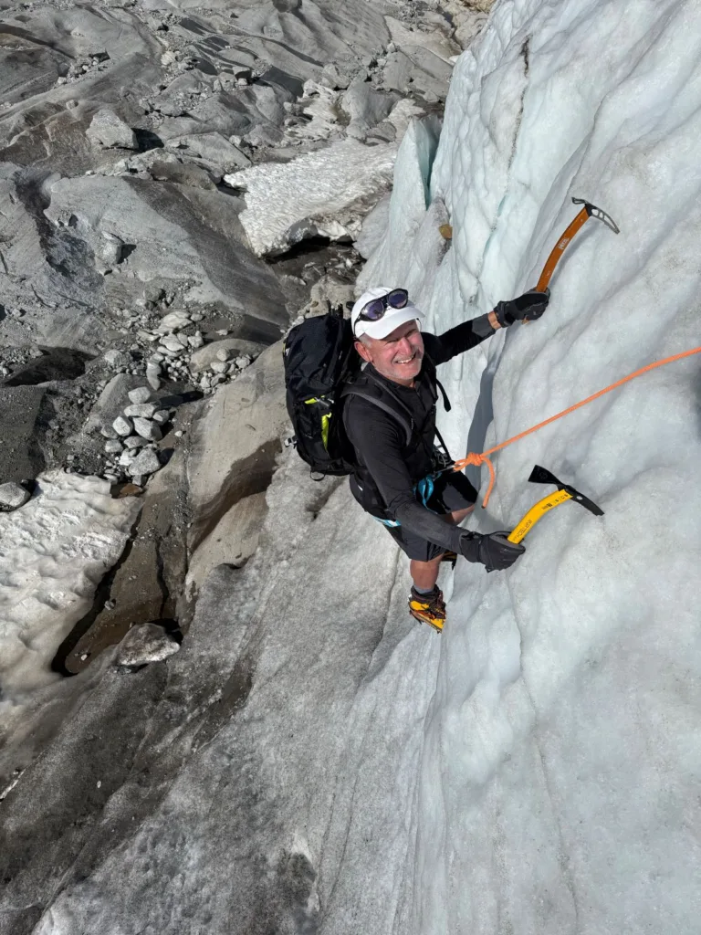 Frilford Heath member attempts record-breaking Everest record at 67 after health battle