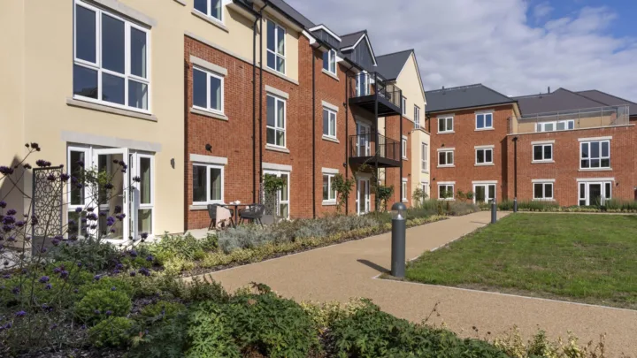 Guest suites drive demand among downsizers at retirement estates