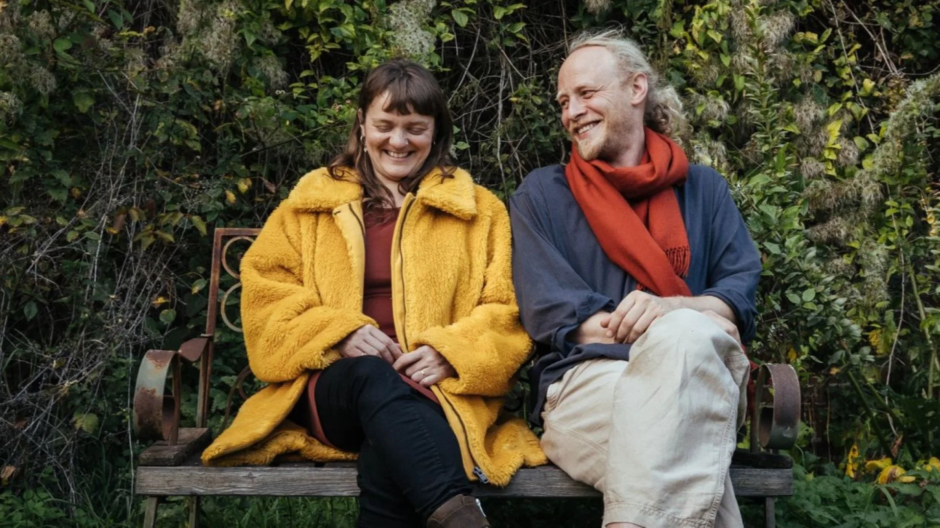 Hannah James & Toby Kuhn