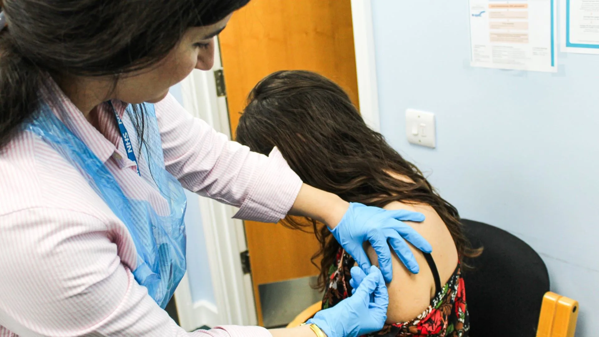 Oxford Bus Group expands free flu jab programme to protect workers amid early flu season