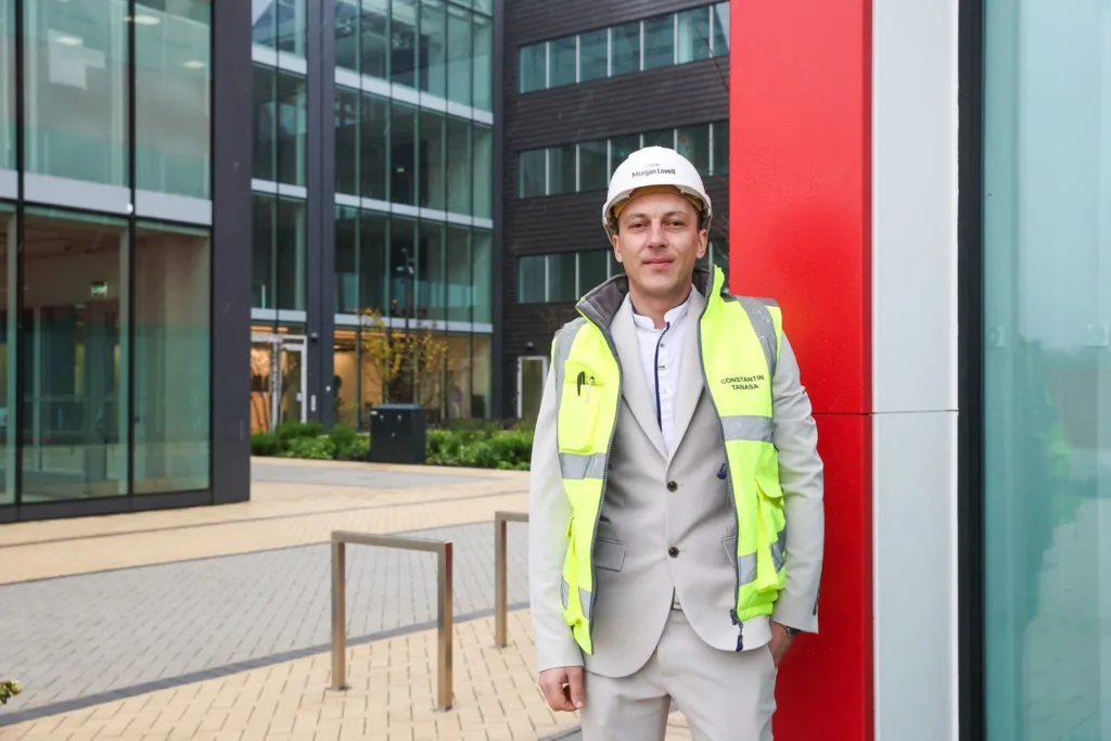 Oxford North celebrates major milestone as innovation district creates its 2,000th construction job