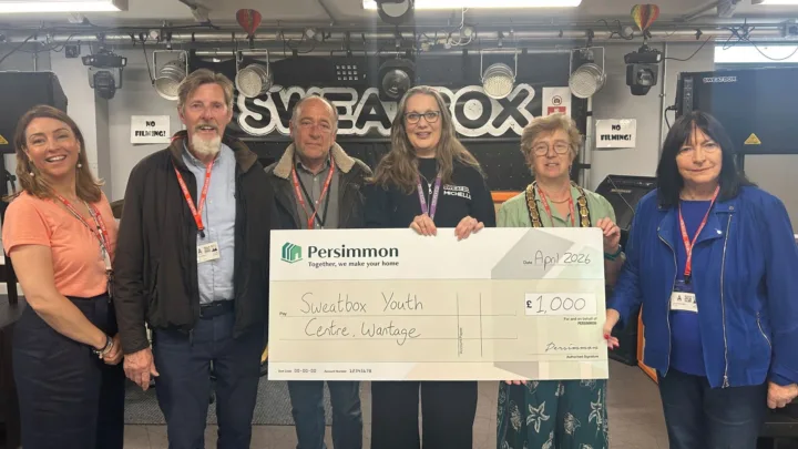 Persimmon Homes supports Wantage youth centre with £1,000 donation