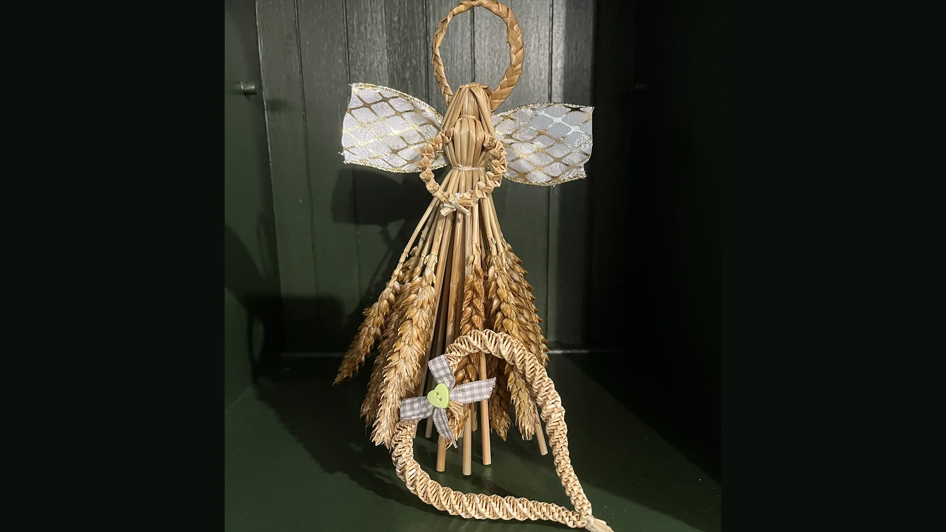 Straw Angel Workshop Half-Day at Cogges