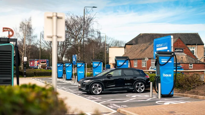 UK's leading EV chargepoint operator RAW Charging and Landsec launch £24.5m EV charging rollout