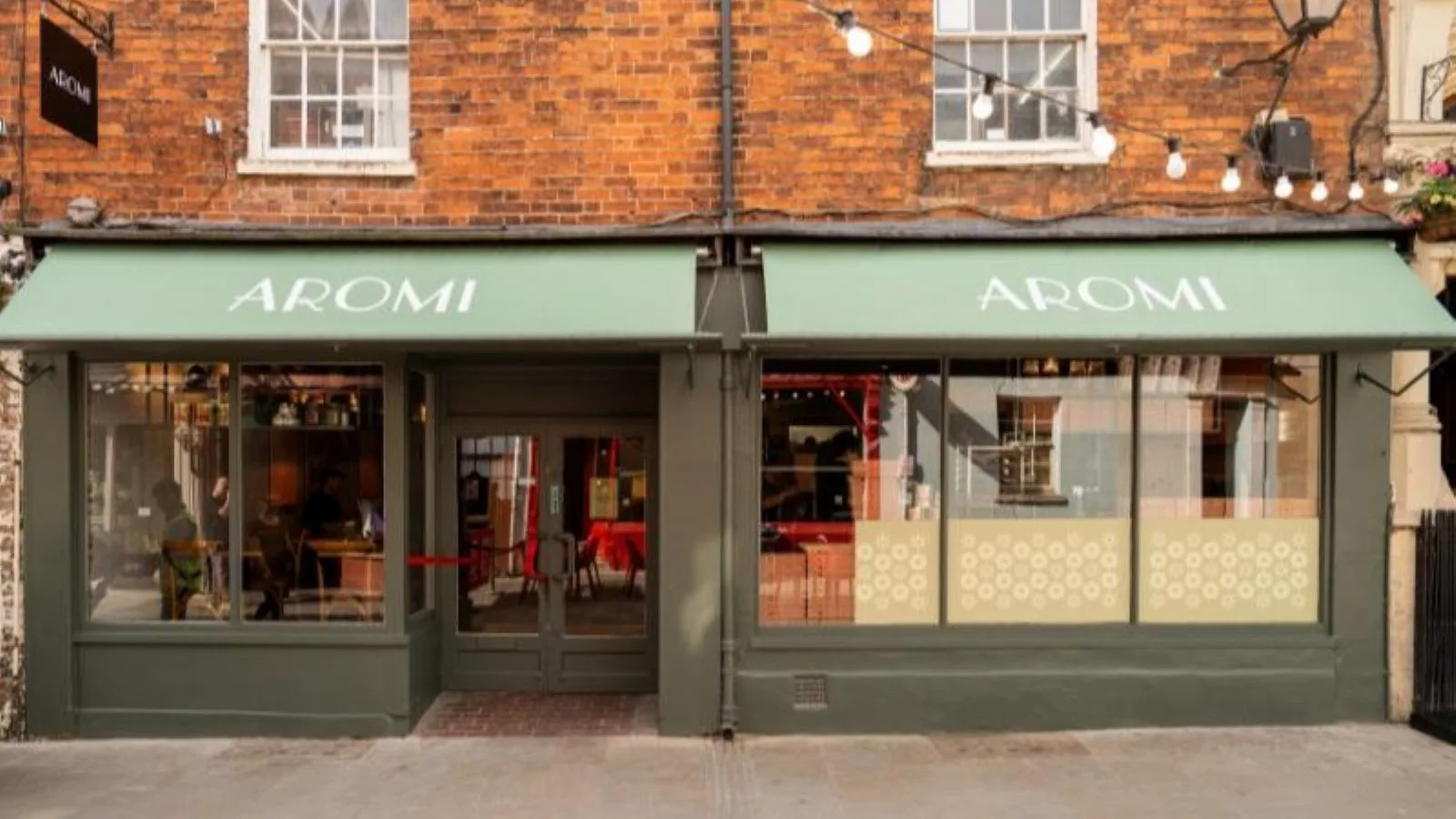 Aromi Oxford