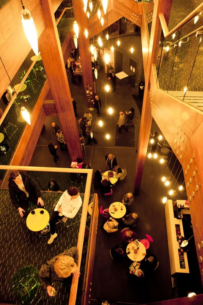 Aylesbury Waterside Theatre - Gallery 06