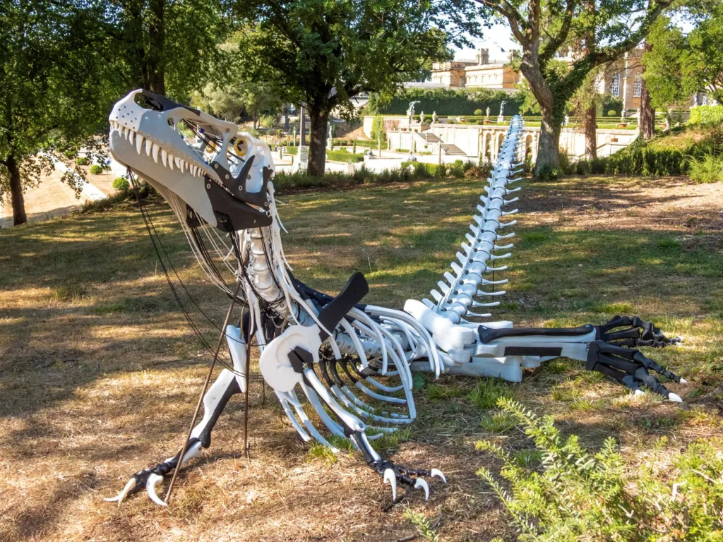Megalosaurus sculptures Blenheim Palace