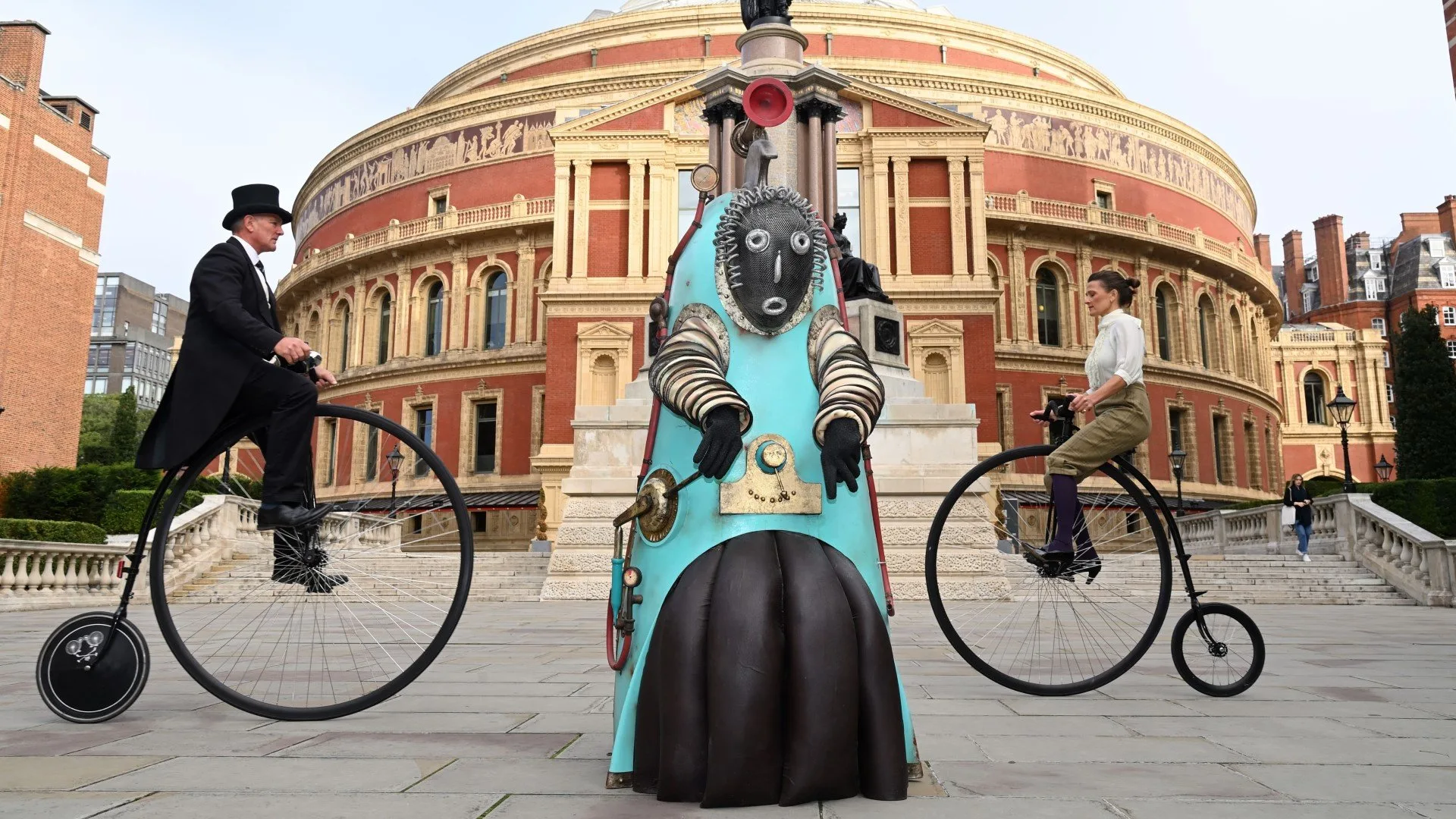 Tickets for Cirque du Soleil’s KURIOS – Cabinet of Curiosities are on sale now