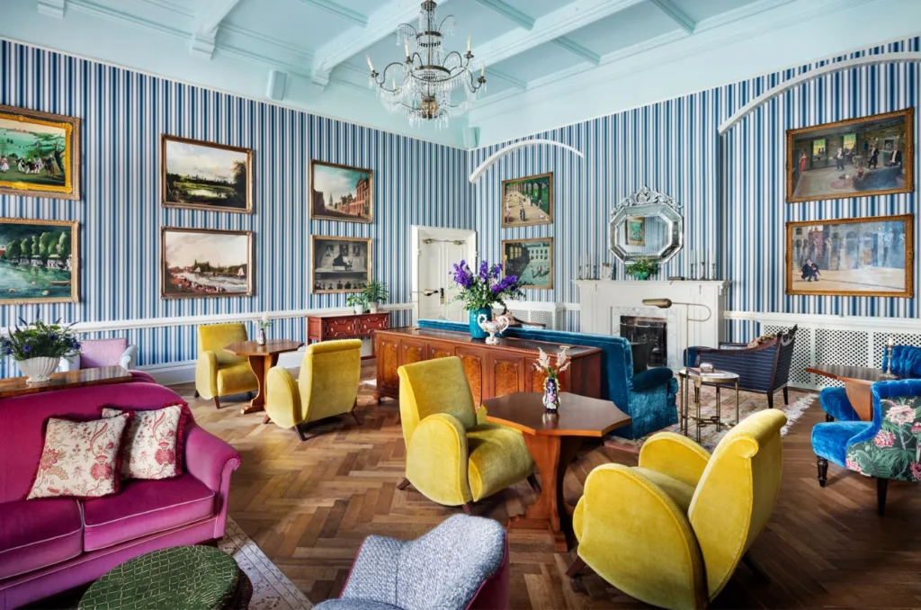 The Drawing Room at The Randolph Hotel by Graduate Hotels - Gallery 01