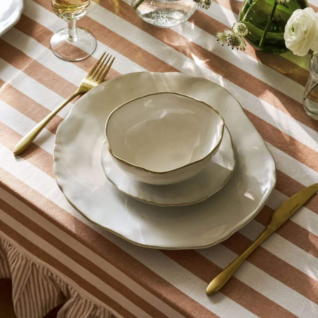 Ithaca Dinnerware Collection
Garden Trading