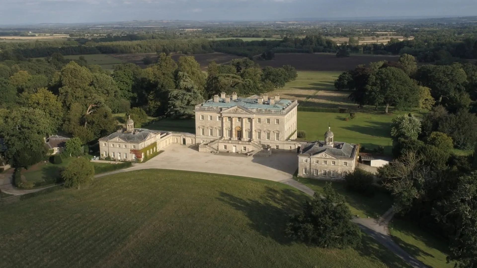 Inside Homes: Kirtlington Park - A Palladian masterpiece in the Oxfordshire countryside