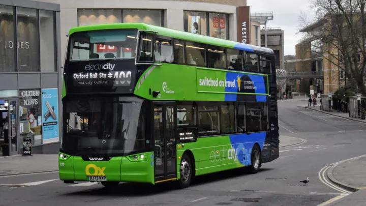 New bus services introduced across Oxfordshire after Botley Road reopening