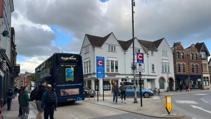 Oxford congestion charge sign