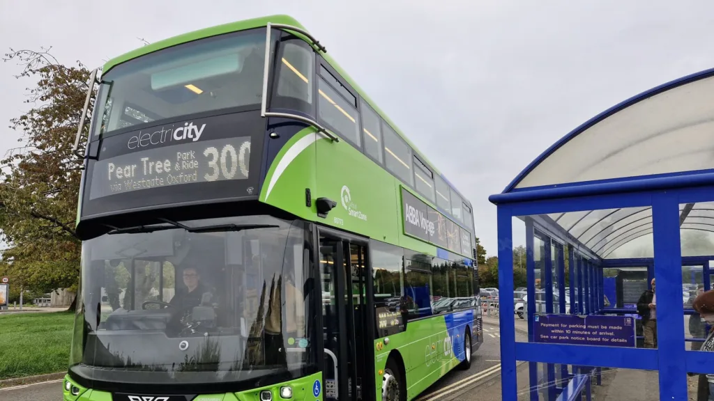Free Oxford park and ride bus journeys extended until March 2026