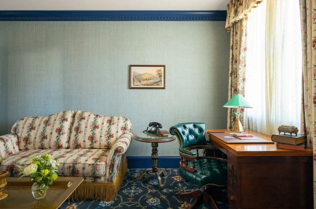 Rooms & Suites at The Randolph Hotel by Graduate Hotels - Gallery 08