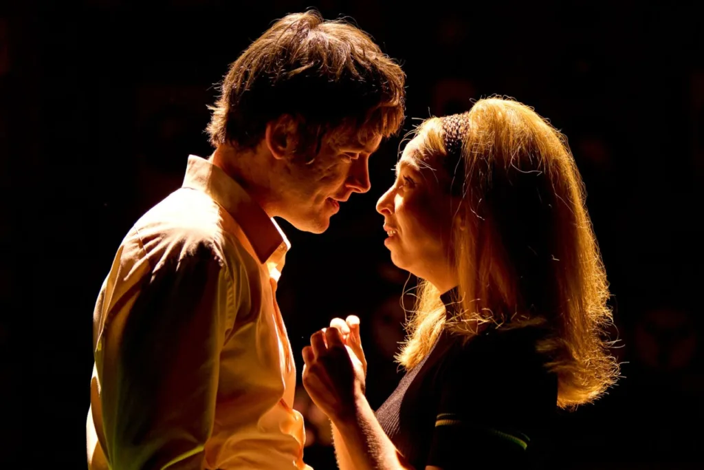 Sunny Afternoon UK Tour - Gallery 03