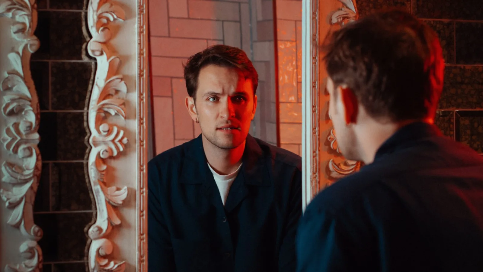 Vittorio Angelone: Who Do You Think You Are? I Am!