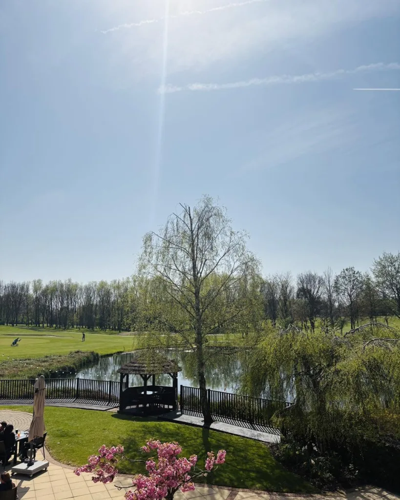 Witney Lakes Resort