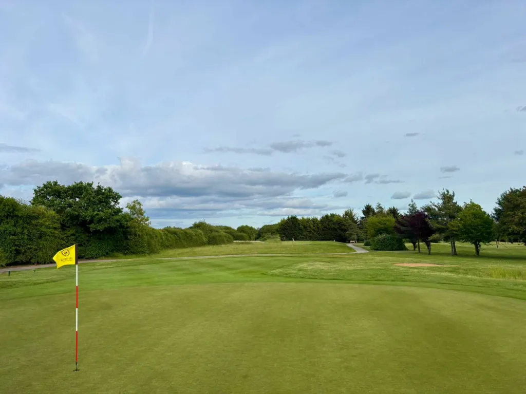 Witney Lakes Resort